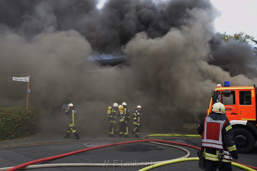 Feuer 2 Y Explo Koeln Hoehenhaus Scheuerhofstr P0160.JPG - Miklos Laubert